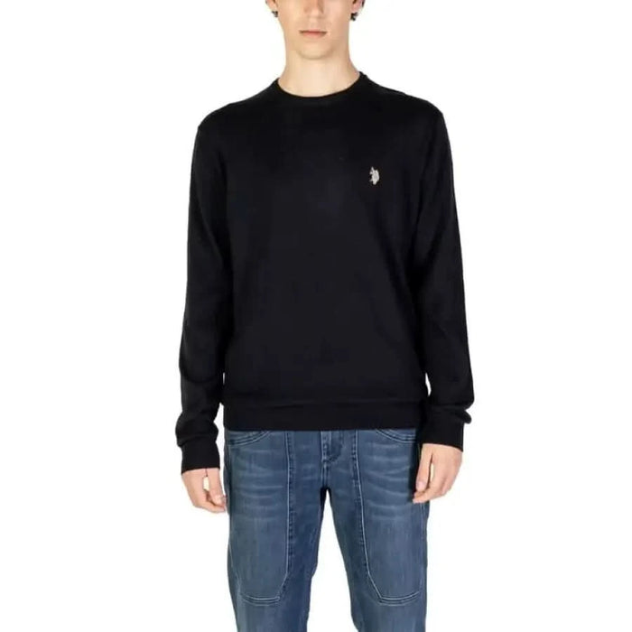 Black crew neck sweater with embroidered logo from U.S. Polo Assn. Men Knitwear