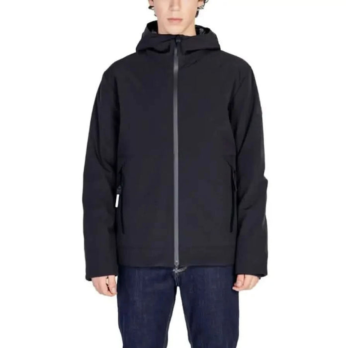 Black hooded winter jacket with full-length zipper from Peuterey Men Jacket collection