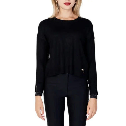 Gaudì Jeans Women Knitwear: Black Long-Sleeved Sweater with Round Neckline and Decorative Cuffs