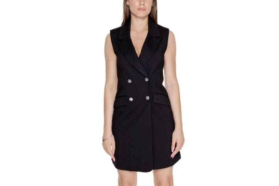 Black sleeveless double-breasted mini dress with plunging neckline for a first date look.