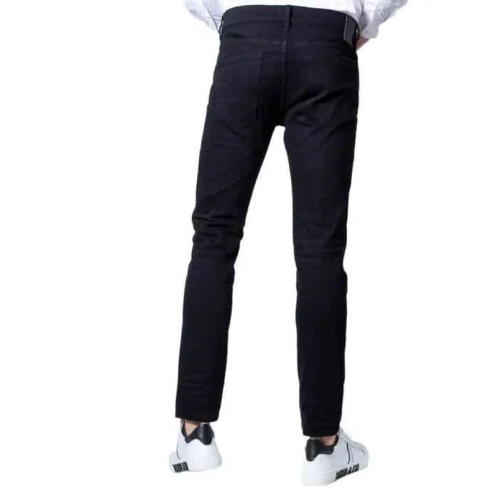 Black straight-leg jeans with a slim fit by Only & Sons for men