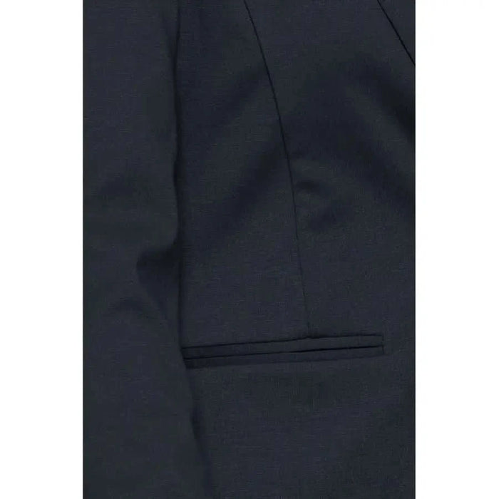 Ichi Ichi women blazer featuring a sleek black suit with a single plea detail