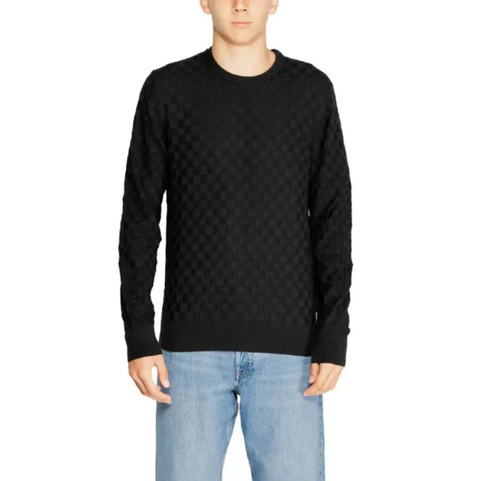 Black textured crewneck sweater with geometric pattern from Calvin Klein Men Knitwear