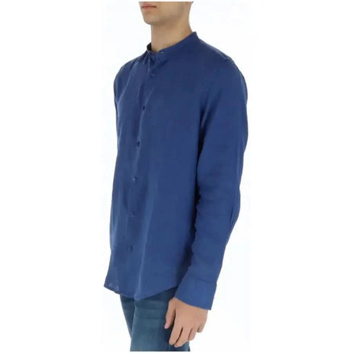 Blue button-up shirt with mandarin collar from Brian Brome Men Shirt collection