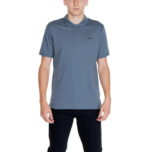 Blue-gray short sleeve polo shirt with collar from Calvin Klein Men collection