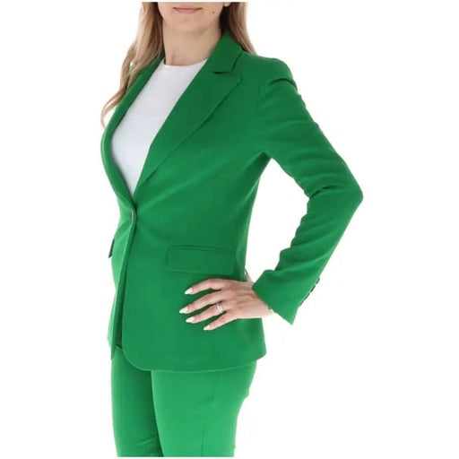 Bright green tailored women’s blazer with single button closure by Sol Wears Women