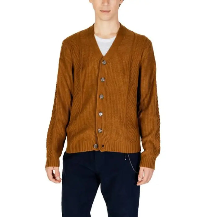 Brown cable-knit cardigan sweater with buttons from Hamaki-ho Men Knitwear