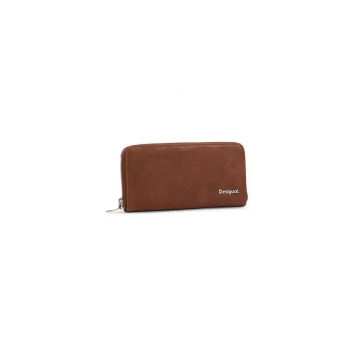 Brown leather wallet with zipper closure and Desigual branding, ideal for women