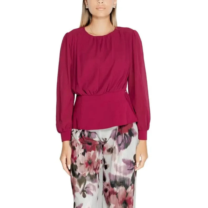 Burgundy long-sleeved peplum blouse with gathered waist from Rinascimento