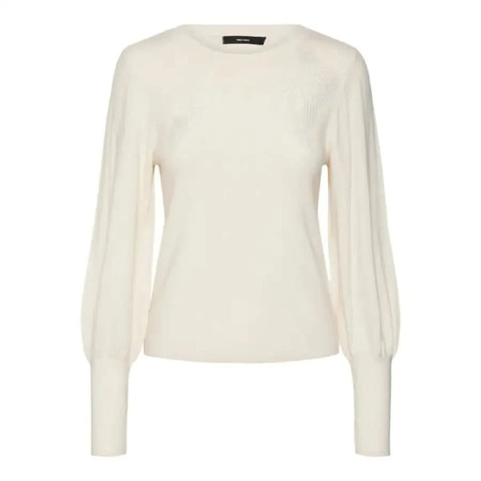 Vero Moda cream-colored sweater with puffed sleeves and a round neckline for women