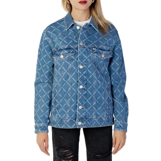 Woman wearing Tommy Hilfiger Jeans denim jacket with diamond pattern print