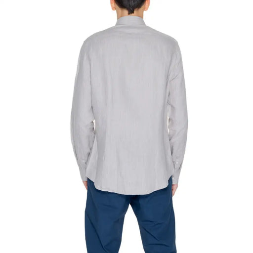 Calvin Klein Men Shirt: Light gray long-sleeved button-up, back view