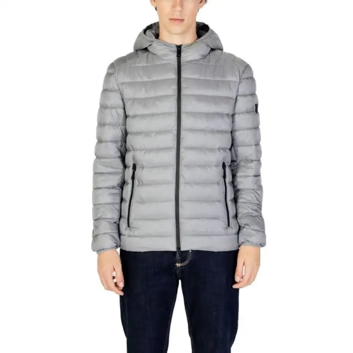 Light gray quilted puffer jacket with hood and black zipper by Gianni Lupo