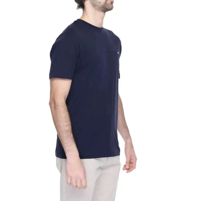 Urban style: man in navy Hamaki-ho Men T-Shirt and khaki pants