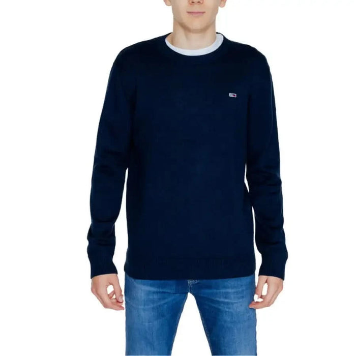 Navy blue crewneck sweater with small logo from Tommy Hilfiger Jeans Men Knitwear