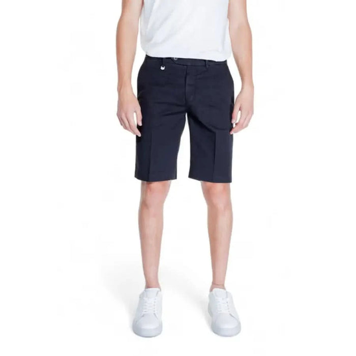 Navy blue knee-length shorts with flat front and belt loops by Antony Morato Men Shorts