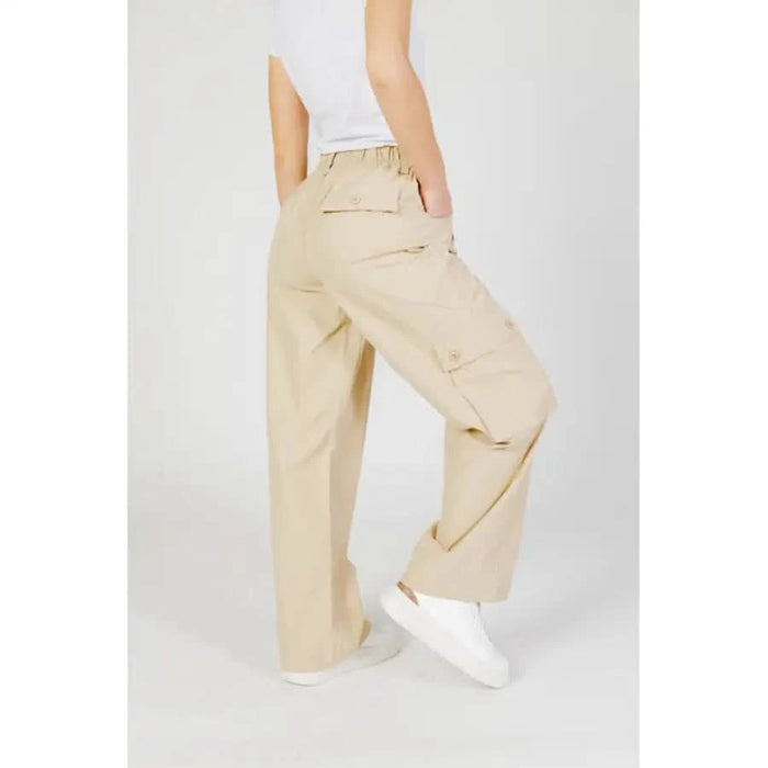 Beige The North Face women’s cargo pant for urban style clothing - Only Women Trousers