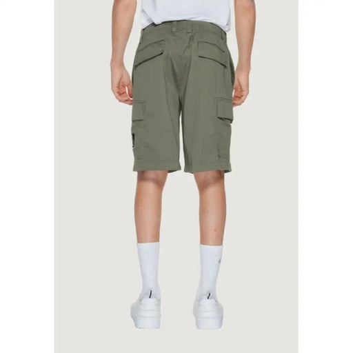 Calvin Klein Jeans Men Olive Green Cargo Shorts with Multiple Pockets