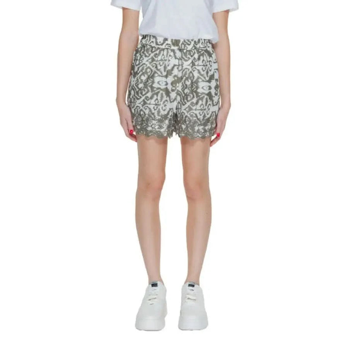 Patterned shorts with lace trim and white sneakers from Only - Only Women Short collection