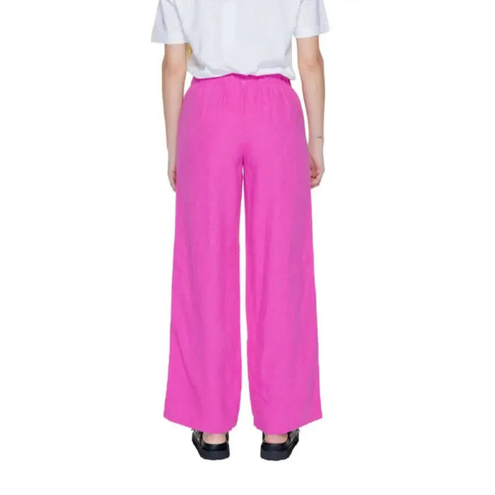 Organic pink linen trousers for women, urban city style fashion by Only