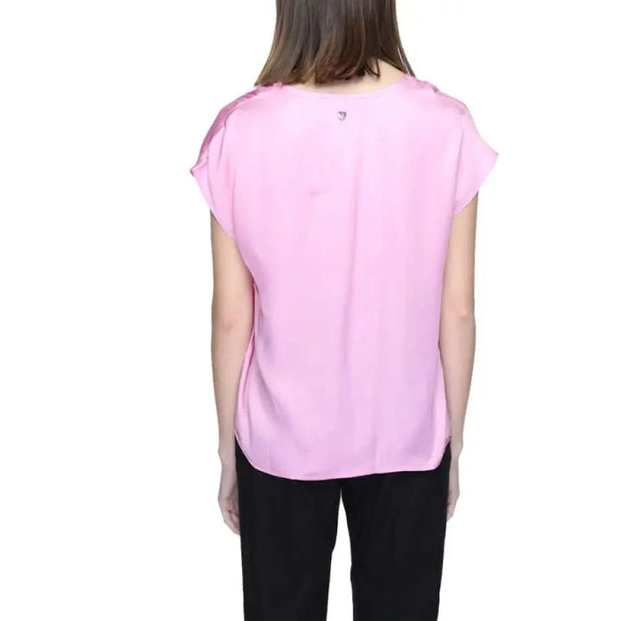 Pink loose-fitting short-sleeved blouse by Rinascimento for women