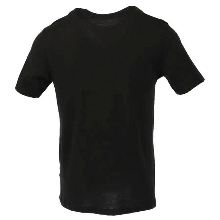 Jeckerson Men T-Shirt Plain black short-sleeved t-shirt displayed on a neutral background