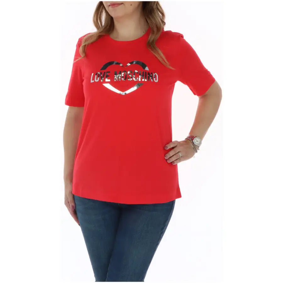 Love Moschino red t-shirt with heart design and ’Love Moschino’ text on the front for women