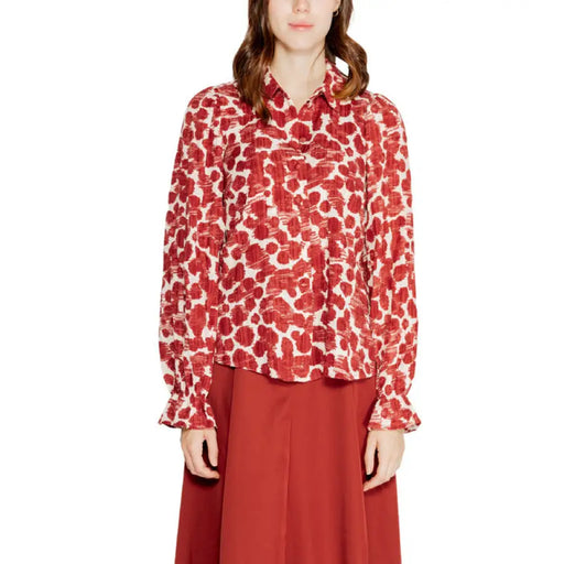 Red and white floral print blouse with ruffled collar and cuffs by Vero Moda