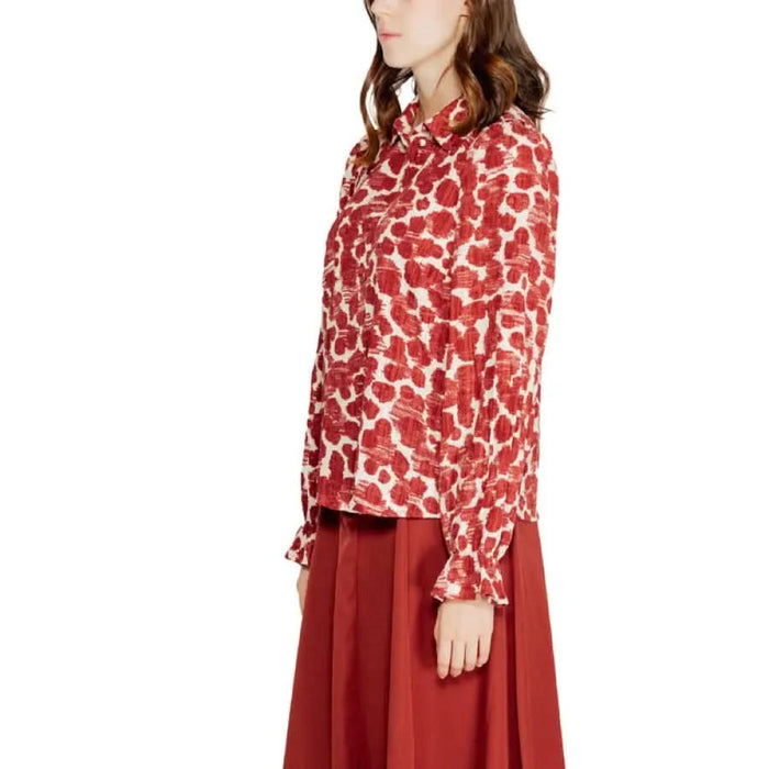 Red and white patterned long sleeve blouse with collar from Vero Moda Women Shirt