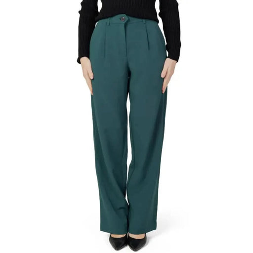 Vila Clothes - Women Trousers - green / 34 - Clothing