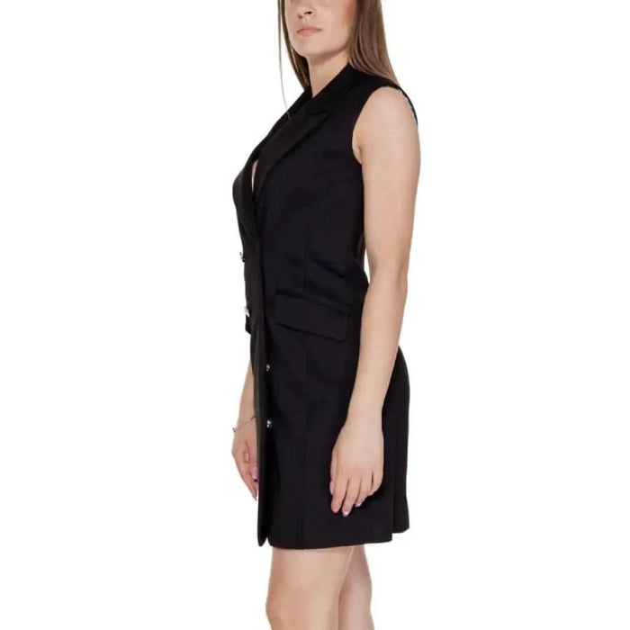 Guess Women’s Dress - Sleeveless black button-up with collar and pockets