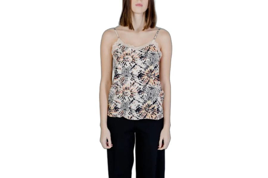 Sleeveless floral print top with sweetheart neckline for holiday outfits.