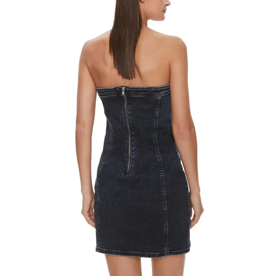 Calvin Klein Jeans Women Strapless Denim Mini Dress with Back Zipper Closure
