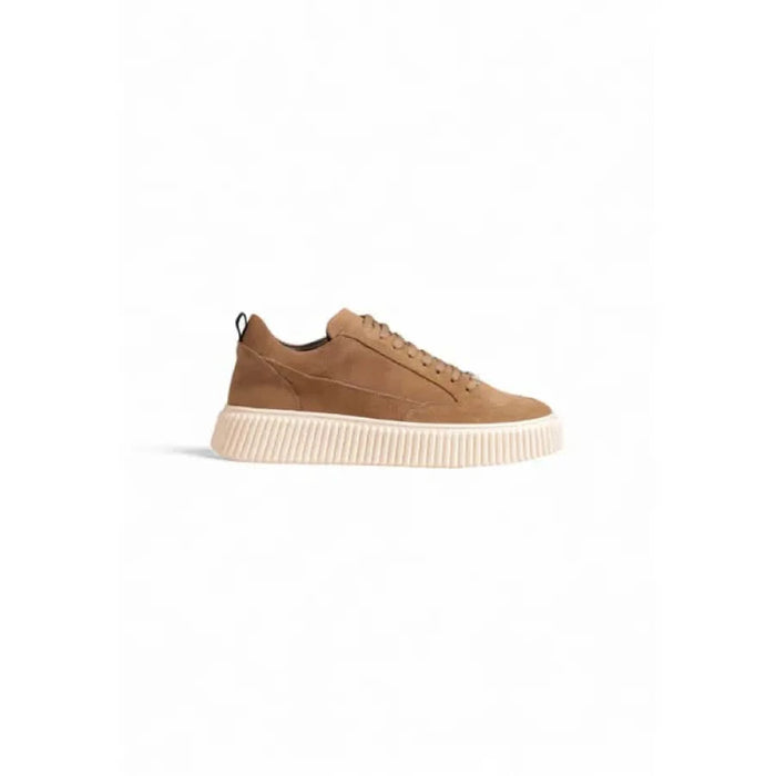 Tan suede sneaker with thick off-white rubber sole from Antony Morato Men’s collection