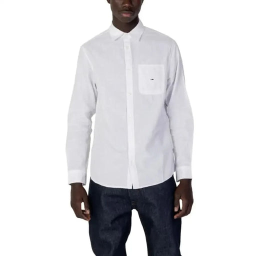 White button-up dress shirt with chest pocket from Tommy Hilfiger Jeans Men Shirt collection