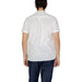 Hamaki-ho Men Shirt: White short-sleeved shirt, person facing away from the camera