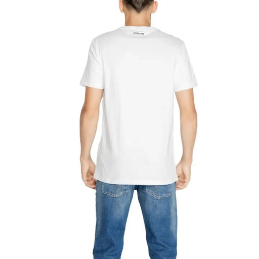 Antony Morato Men T-Shirt in White worn with Blue Jeans