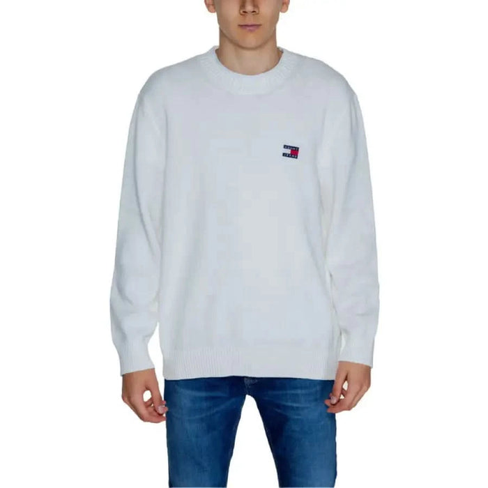 White Tommy Hilfiger sweatshirt featuring a small logo on the chest, ideal for men