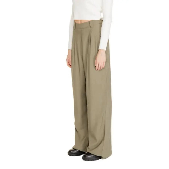 Morgan De Toi wide-leg khaki trousers with a cropped white top for women