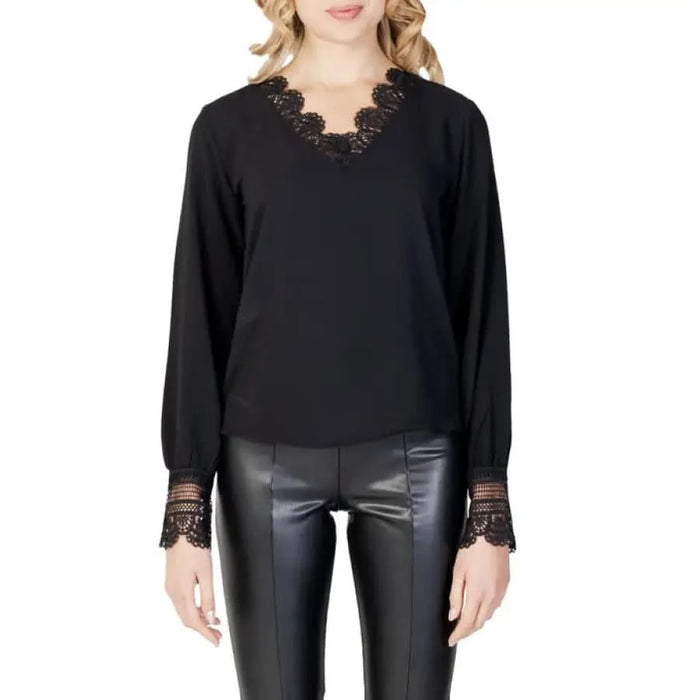 Only - Women Blouse - black / XS - Clothing