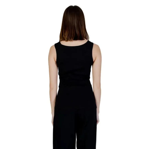 Guess women undershirt model in black top and pants - Guess Guess Women