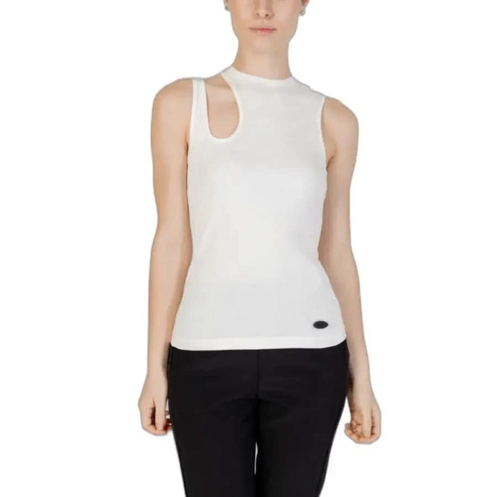 Desigual Desigual women wearing white Desigual women undershirt and black pants